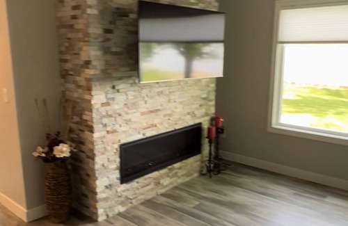 Detroit Lakes Casa | Incredible lake home and guest house in the heart of Detroit Lakes.