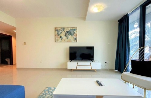 Mina Al Arab Apartamento | Incredible Living with Beachfront in RAK