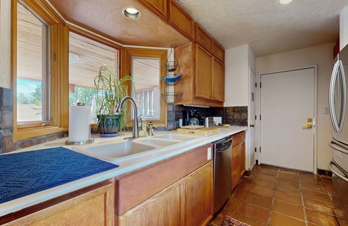 Arroyo Seco Casa | Incredible luxury estate with private pool, hot tub, grills, stone fireplaces