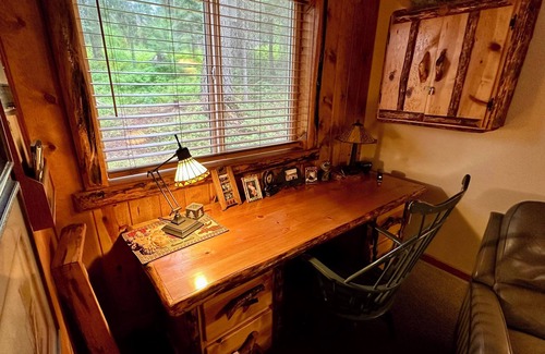McCall Cabina | Incredible McCall cabin; 1 min. walk to community beach; boat slip; sleeps 14