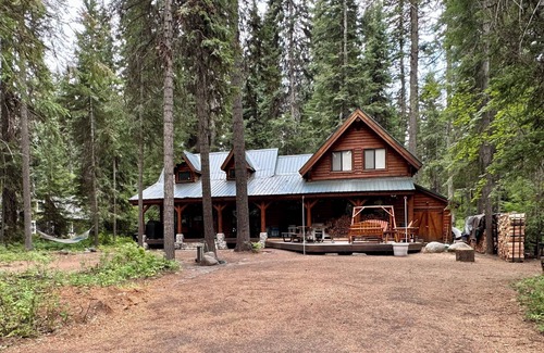 McCall Cabina | Incredible McCall cabin; 1 min. walk to community beach; boat slip; sleeps 14