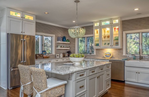Seabrook Island Casa | Incredible Oceanfront Home-Sleeps 8! Huge Deck! Beach Access! Amenity Cards!
