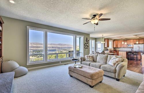 The Dalles Casa | Incredible Oregon Retreat with Private Hot Tub!