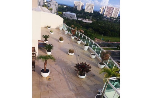 Recreio dos Bandeirantes Complejo | Penthouse con Piscina e Asador en Barra Sunday Resort R1-001