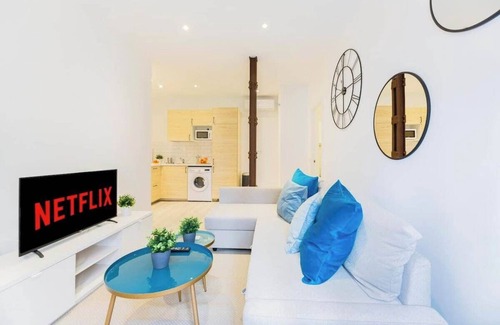 Palos de la Frontera Apartamento | Increíble Apartamento Cuádruple en Atocha D1B
