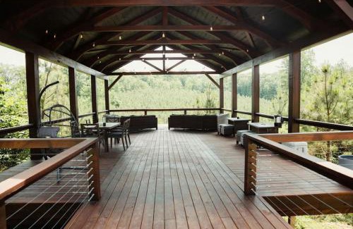 Cadiz Otro | Incredible Safari Tent with Hot-tub, Fire Pit and Sauna in Cadiz, Kentucky