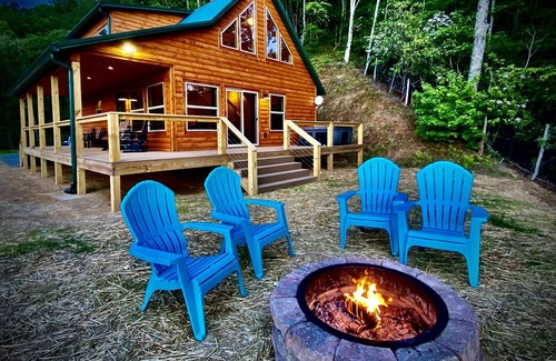 Bryson City Cabina | Incredible Views & Location/Private/Hot Tub/Wi-Fi