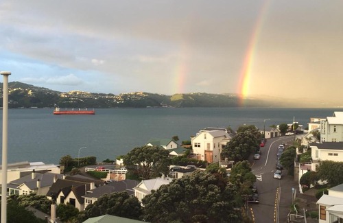 Wellington Casa | Incredible Views! Luxurious Studio & Outdoor Living