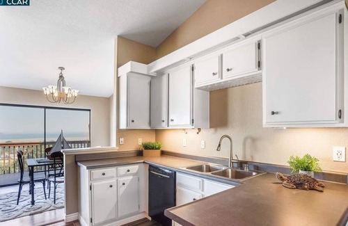 Pittsburg Casa | Incredible views of the estuary where the delta meets the bay!