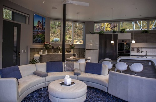 Intermountain Casa | Incredible West Vail Modern Home: Blue Sky Haus