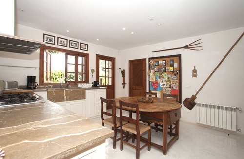 Son Veri Nou Villa | Increíblemente encantadora villa junto al mar de Son Veri