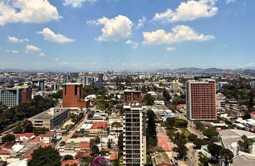 Zona 9 Apartamento | Zona 10 Estudio Apartamento- Zona Segura con Parqueo!