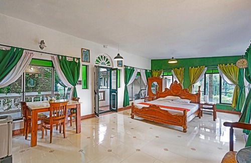 Salem Complejo | INDeco Lake Forest