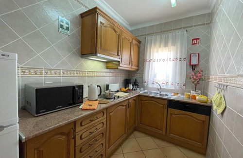 Alpouvar Apartamento | Independent 1 bedroom apartment at Spectacular villa pool, air con,near Old Town
