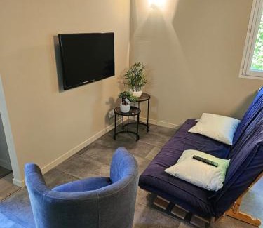 Chancelade Apartamento | Independent apartment, quiet, forest and pool