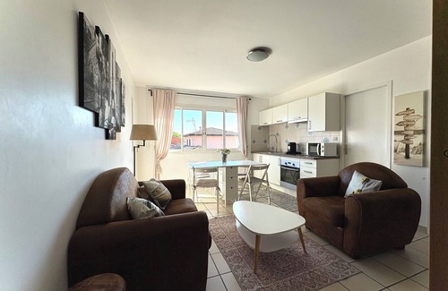 Merignac Apartamento | Apartamento independiente a 5 minutos del aeropuerto- 2 dormitorios- baño-cocina