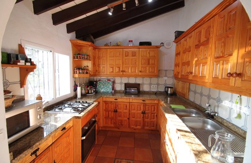 Salares Casa | Villas bien cuidadas entre montañas de Andalucía, para disfrutar del el silencio