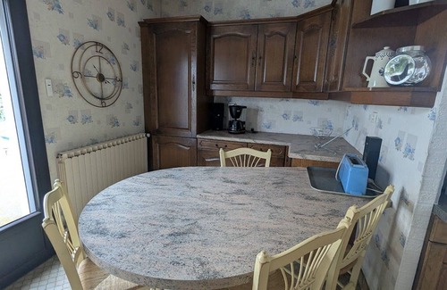 Ville-en-Vermois Cabaña | Casa rural independiente en el campo con parking privado