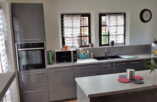 Chateauneuf-Grasse Villa | Villa independiente con gran piscina y cocina de verano