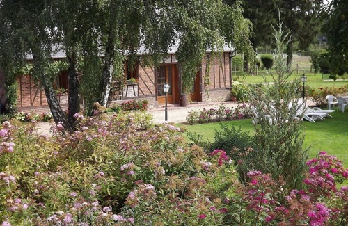 Le Thuit-de-l'Oison Casa | CASA INDEPENDIENTE 'hortensias' más de 50 variedades de hortensias