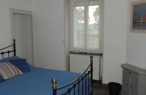 Vandenesse-en-Auxois Casa | independent house of 170m2, garden of 1000m2 closed, near the lake of Panthier