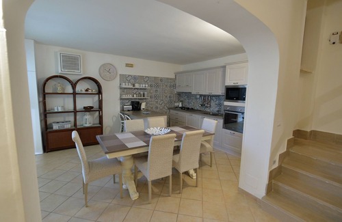 Castellaneta Marina Villa | Villa independiente para familias que buscan grandes espacios, relajación y mar.