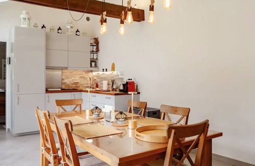 Sartrouville Apartamento | Independent studio with Jacuzzi