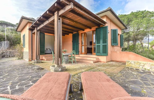 Campo nell'Elba Villa | INDEPENDENT VILLA WITH LARGE GARDEN