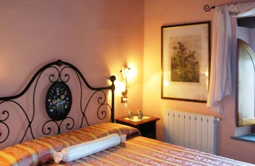Vicchio Villa | Independent villa with swimming pool