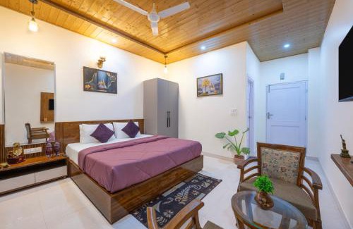 Kasauli Cama Y Desayuno | INDER PALACE Near Mall Road by star view Kasauli