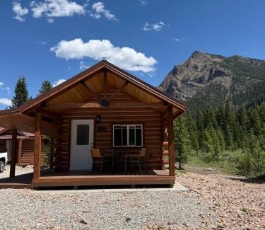 Silver Gate Casa | Index Peak Cabin