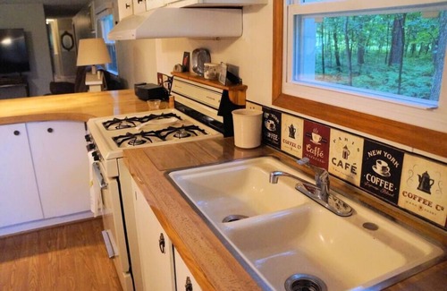 Indian River Casa | Indian River - Charming Retreat Close to River