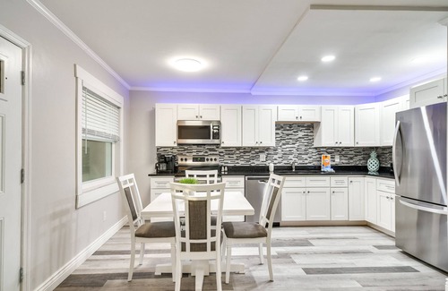 Indian Rocks Beach Apartamento | Indian Rocks Beach Retreat: Walk to Beaches!