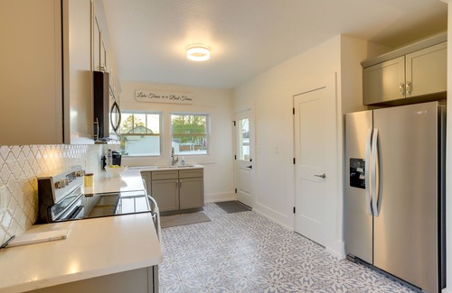 Syracuse Casa | Indiana Vacation Rental - Walk to Syracuse Lake!