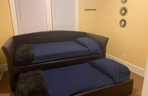 Downtown Indianapolis Chalet De Esquí | Indianapolis Indiana 3 Minutes from downtown fully furnished Beautiful 3 bedroom