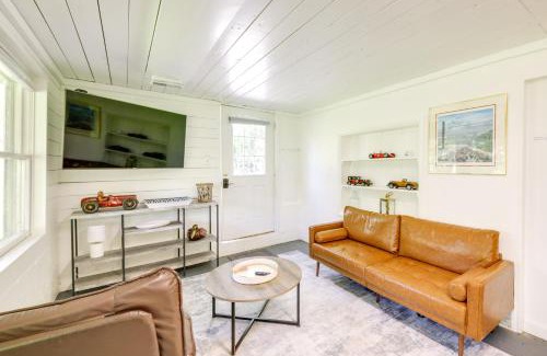 Indianapolis Apartamento | Indianapolis Riverfront Retreat with Shared Dock!
