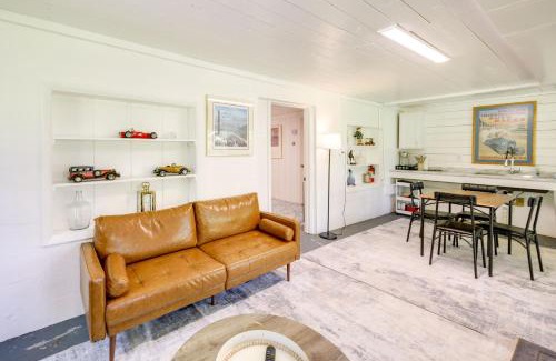 Indianapolis Apartamento | Indianapolis Riverfront Retreat with Shared Dock!