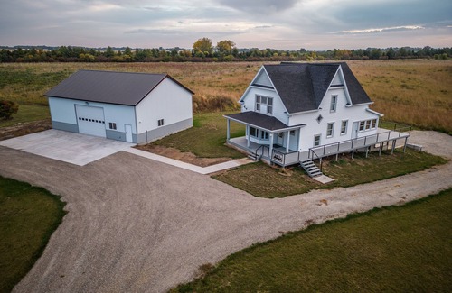 Yarmouth Casa | Indigo View a spacious country home on a paved road w/ game room & deck.