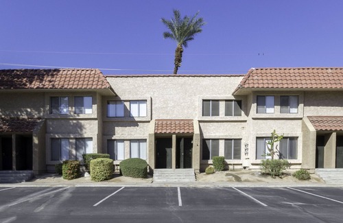 Indio Hotel | Indio Paradise Found! Outdoor Pool, Pet-friendly Property!
