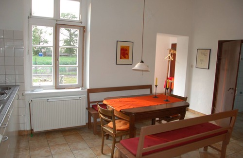 Kalkhorst Apartamento | Individualmente y confortable apartamento en la antigua rectoría