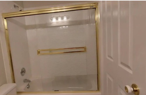 Northeast Edmonton Casa | Indoor Heated Pool, Bright Beautiful Home - Great Location!