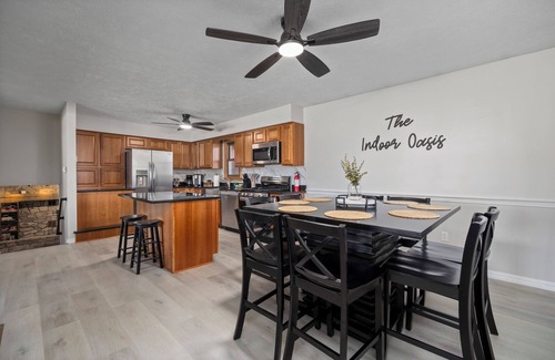 Milan Casa | Indoor Heated Pool |Game Room|Hot Tub|Sauna Near Sandusky| The Indoor Oasis