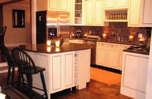 Chester Casa | Indoor Hot Tub Room/10 Miles to Okemo