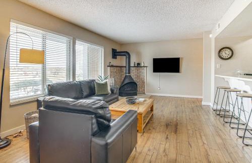 Skyway Apartamento | Indoor Pool Access Colorado Springs Condo!
