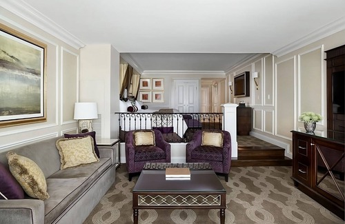 Las Vegas Hotel | Indulge in Home Like Comfort! 3 Pleasant Units, City View, Near Fremont Street