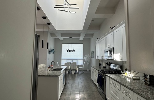 Rio Rancho Casa | Indulge in Pure Luxury: Poolside Paradise Awaits