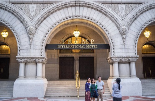 Las Vegas Apartamento | Indulge in Trump International Hotel Las Vegas, a Hilton Grand Vacations.