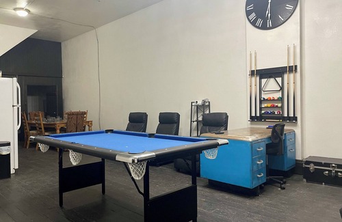 Cameron Apartamento | Industrial Loft center of shops and restaurants