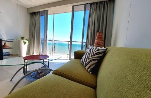 Bloubergstrand Apartamento | Infinity Beachfront 607 - Self Catering Unit