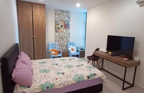 Batu Lintang Apartamento | Infinity City View Pool II Kozi Square